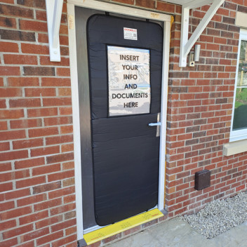 Padded External Door Protector Double 750mm x 1900mm c/w A2 Pocket