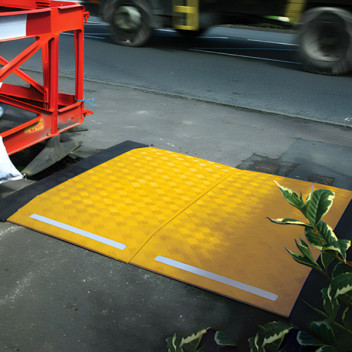 TrenchShield Ramp Ends Black (Pair)